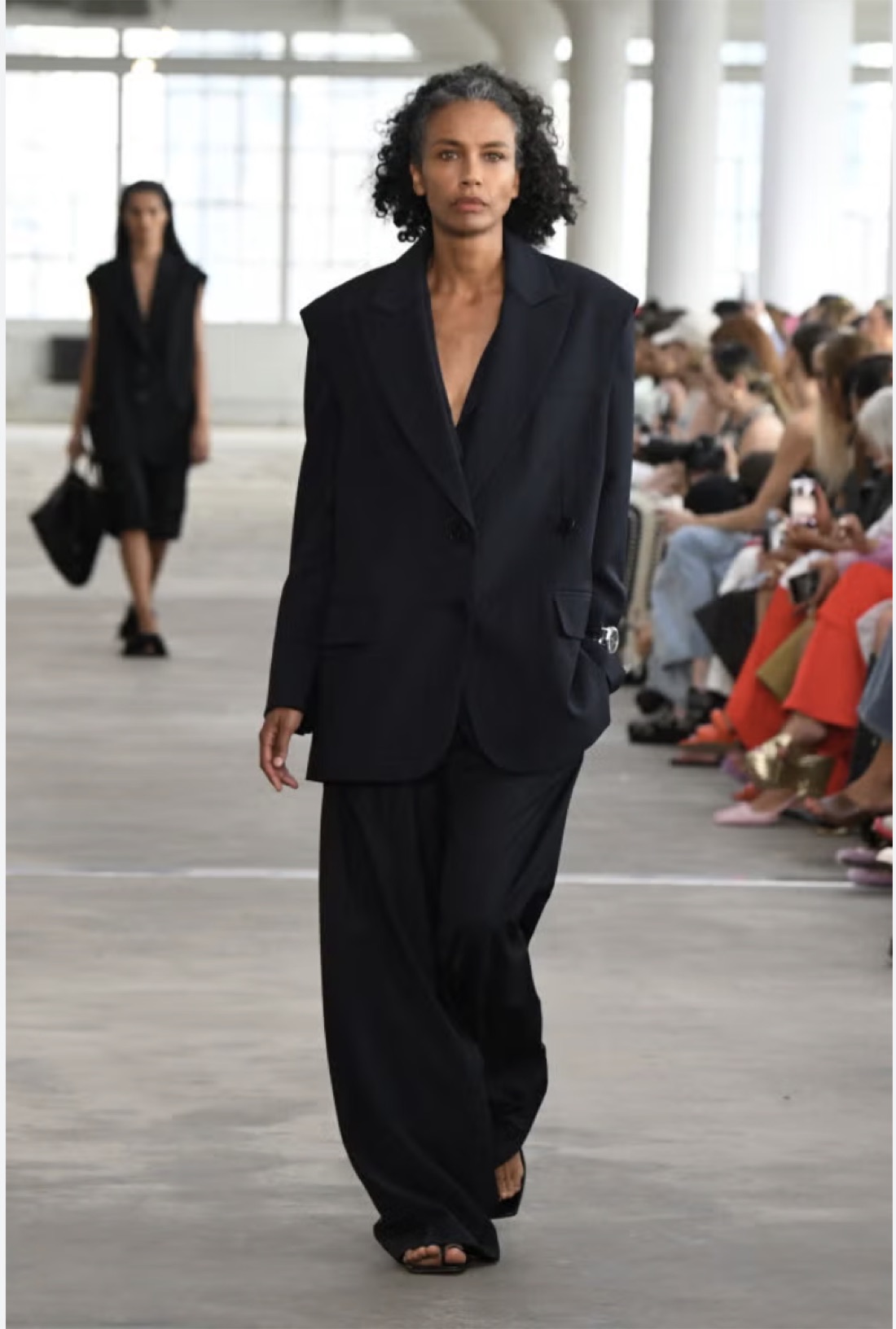 Oversized blazer and wide trousers on the runway