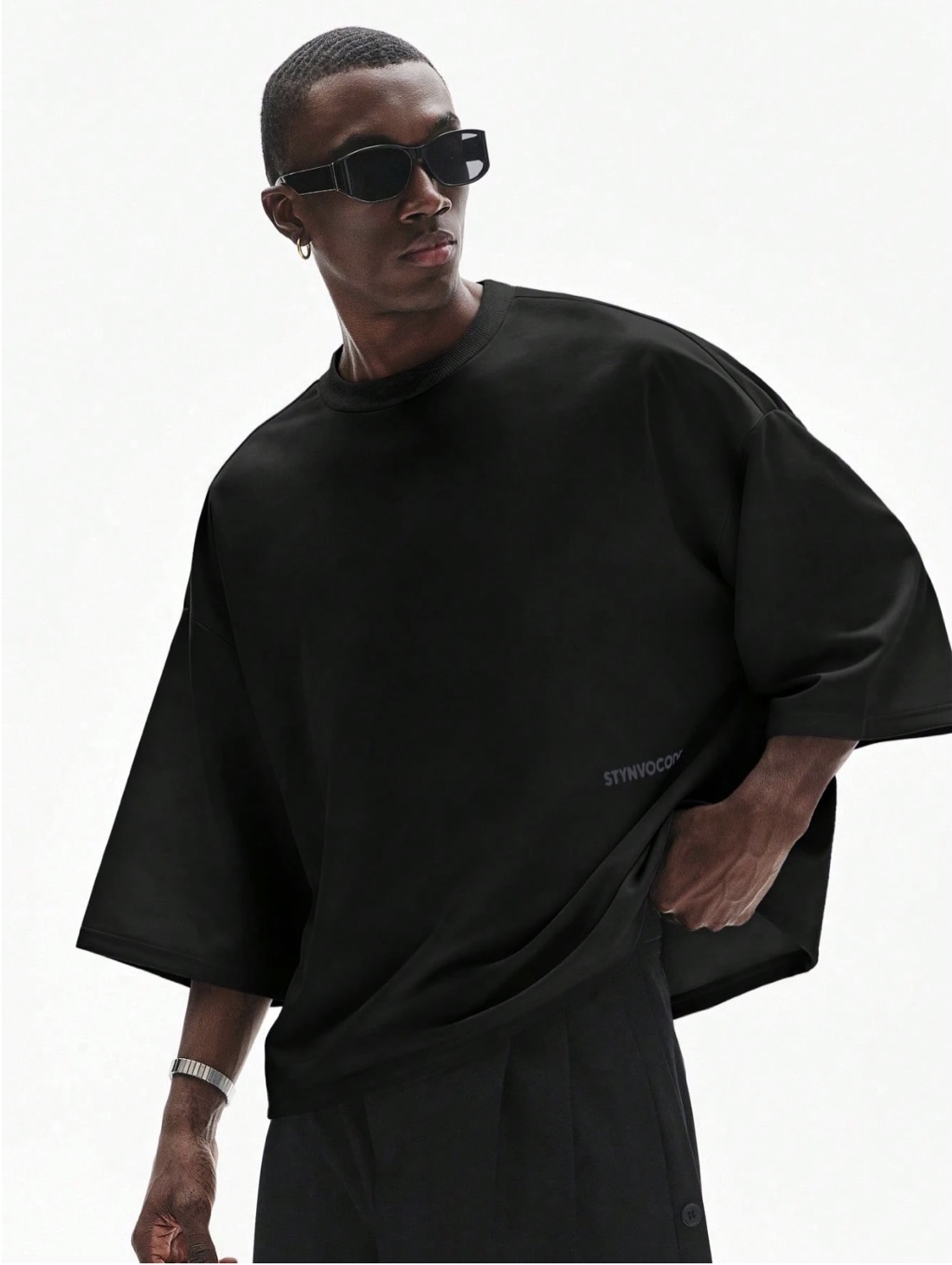 Boxy black tee with cropped hem